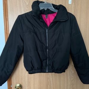 Black cropped puffer jacket